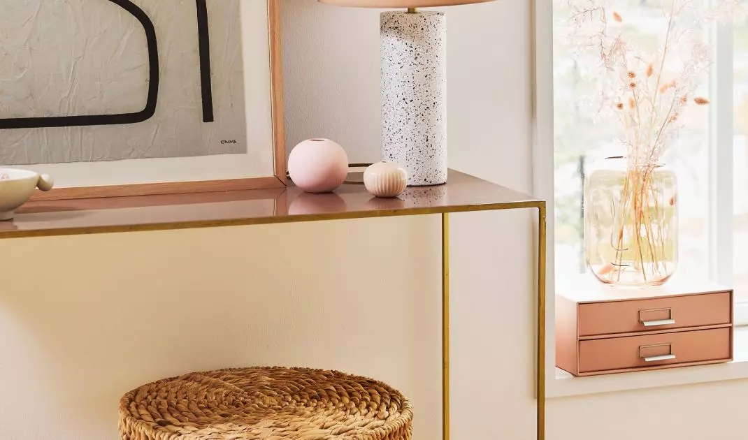 Peachwood lamp shade will give the space a beautiful glow