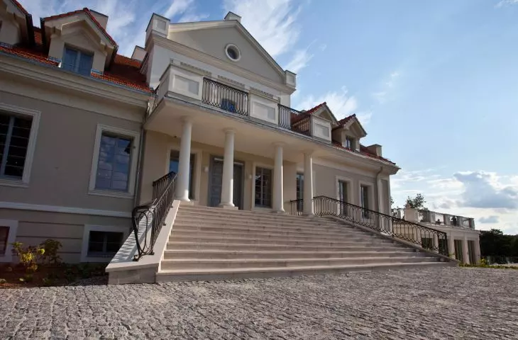 Kostka granitowa w Herbarium Hotel&SPA