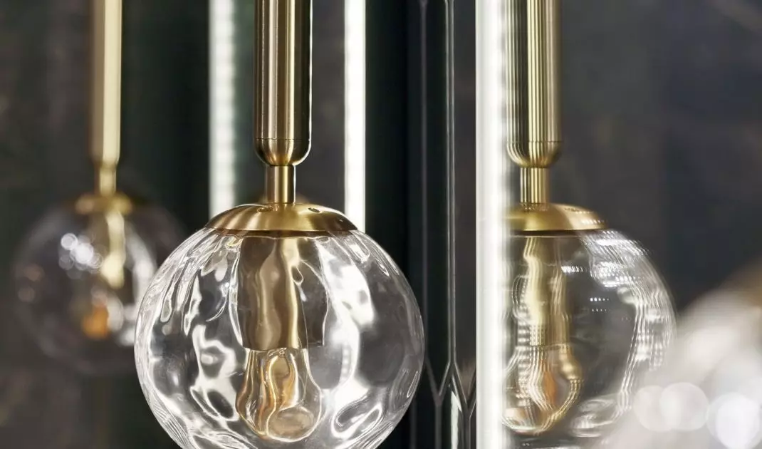 Lamps with gold elements add elegance