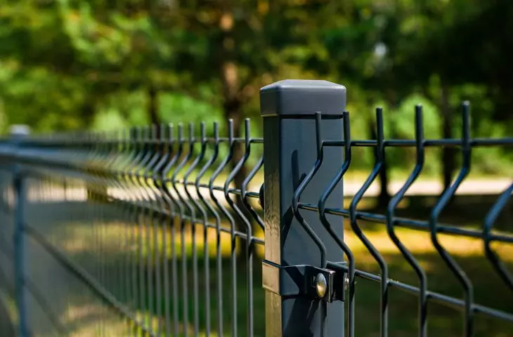 60x40 post in panel fence
