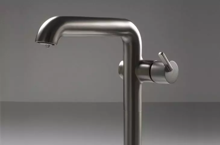 SILIA - high basin mixer with rectangular spout 