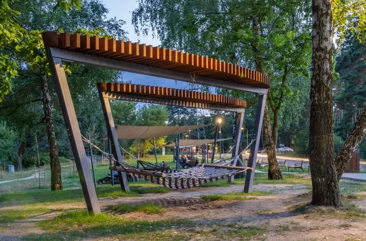 Park nad Świdrem w Józefowie