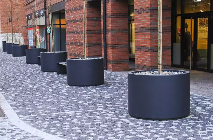 Donica Maryla2 deco wykonana w technologii betonu architektonicznego