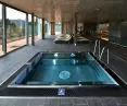 Square whirlpool bathtub