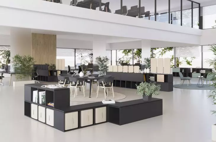 System modułowy Oxo – Nowy Styl, krzesła Njord, stół Comta – KuschCo