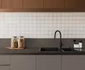 Products used in the arrangement: DUROPAL COMPACT countertop F76146 XP Terrazzo Bronze