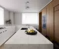 Wyspa kuchenna i blat z Corian® Sand Storm