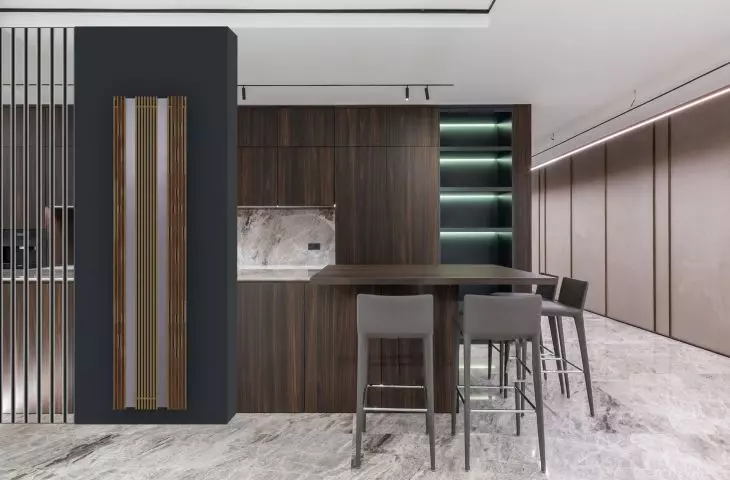 Grzejnik „Invisible wood” z lustrem i drewnianymi lamelami w kolorze do wyboru