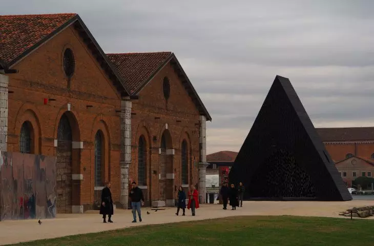 Pavilion designed by Adjaye Associates studio 