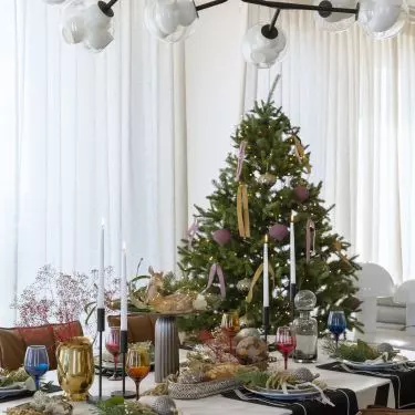 A fragrant Christmas tree brings a festive atmosphere