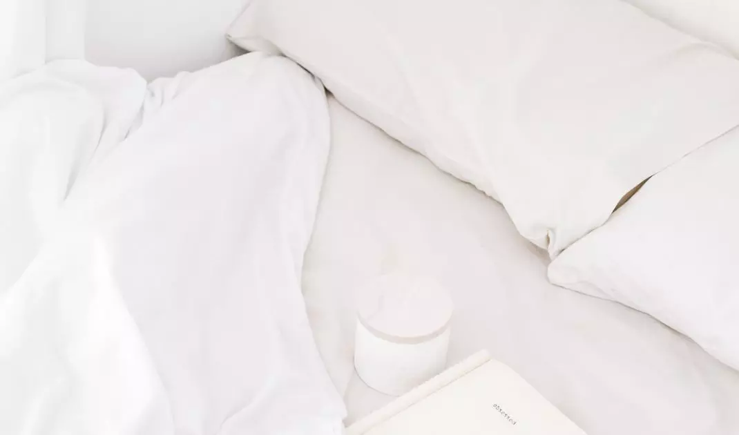 The mattress must allow free movement during sleep