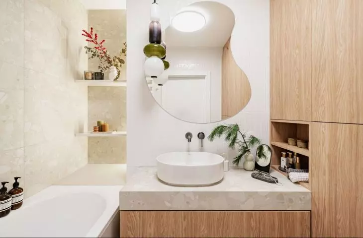 In the bathroom there is a capacious built-ins