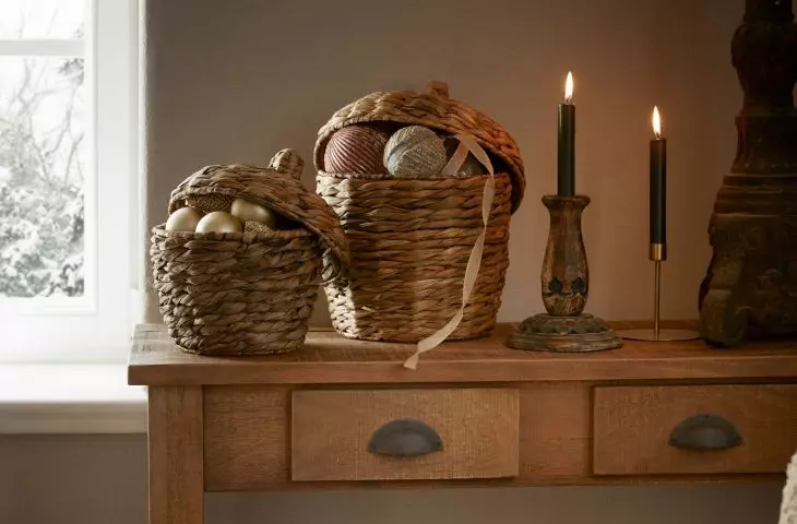 If you like natural decorations, use a basket
