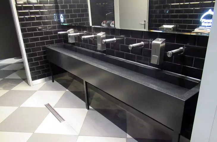Commercial sinks