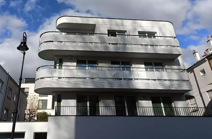 Balustrady Glassini SMART - wytrzymałość balustrad aluminiowych z dowolnością w doborze wypełnień