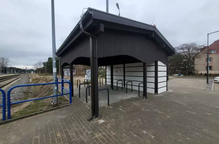 Bicycle shelter at the train station in Hel