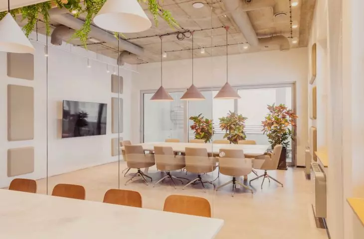 the possibility of folding the wall allows to enlarge the conference space
