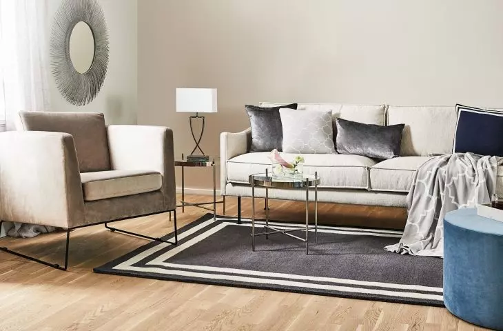 Champagne goes well with gray