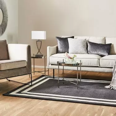 Champagne goes well with gray