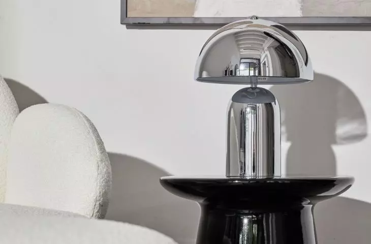 Lighting with metal shade will give the arrangement a loft character