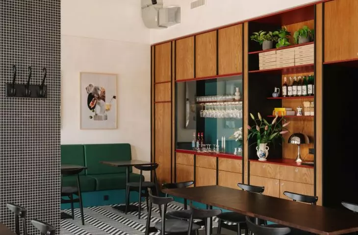 wystrój restauracji miał mieć charakter przestrzeni integrującej mieszkańców