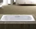 Original bathtubs, shower trays and enamel sinks