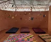 there are easily accessible reclining areas next to the rooms for younger grades