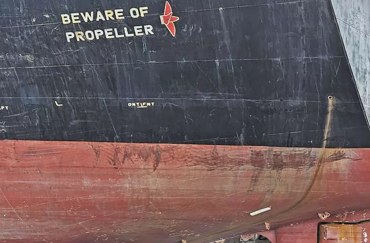 „Beware of propeller” — tak, w Szczecinie trzeba uważać, bo nigdy nie wiadomo czym niegrzeczne miasto będzie nas chciało zaskoczyć…