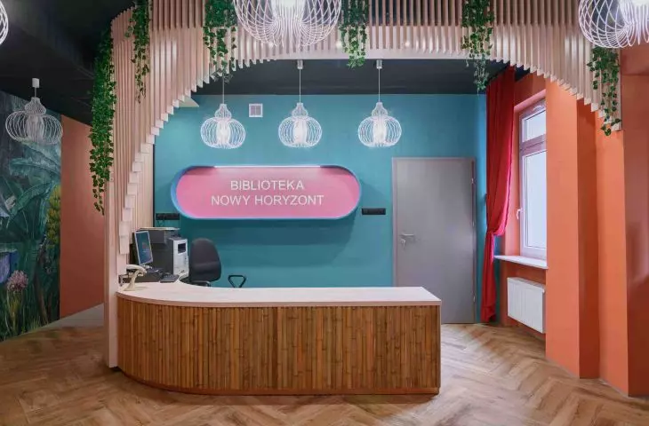 projekt aranżacji wnętrz jest częścią większego założenia obejmującego modernizację całej biblioteki. 