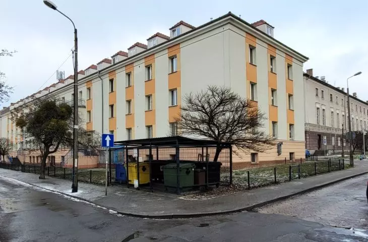 zespół domów studenckich przy ul. Dożynkowej w Poznaniu