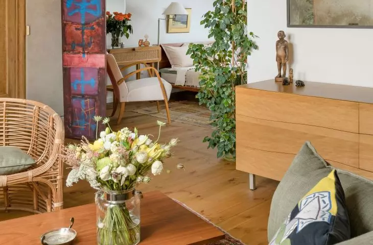 The new arrangement is filled with earthy colors