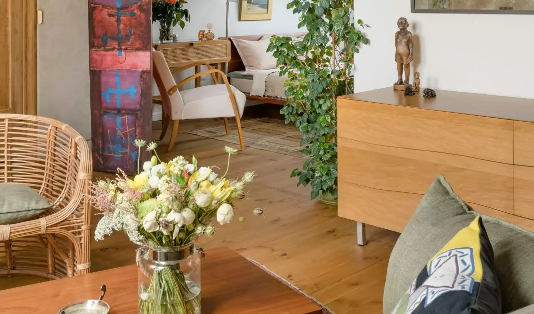 The new arrangement is filled with earthy colors