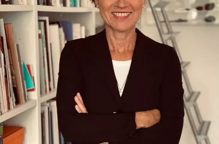 Christiane Lange, art historian