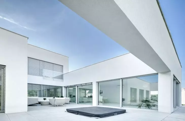 view of the terrace