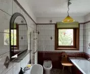 Bathroom before renovation