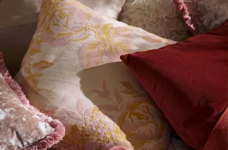 Add a wide variety of pillows to create a cozy atmosphere