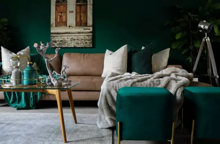 Combine different shades of green