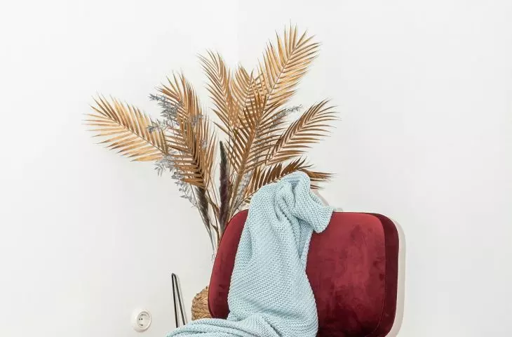 Add one distinctive element to the arrangement
