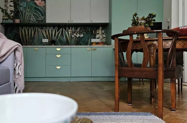 The interior is full of vintage items