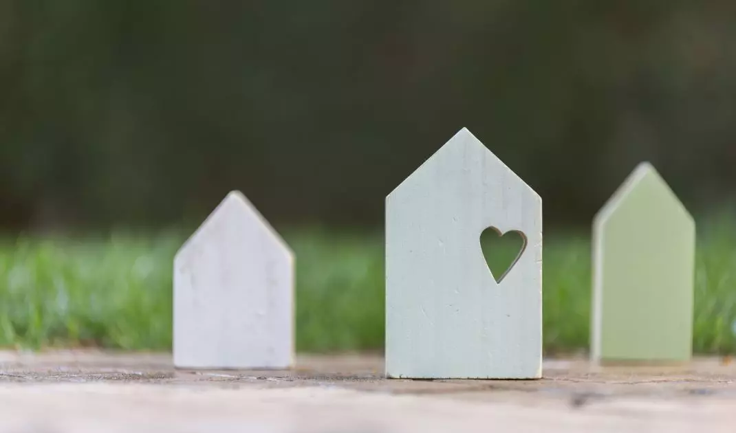 Green building reduces carbon emissions and consumption of natural resources