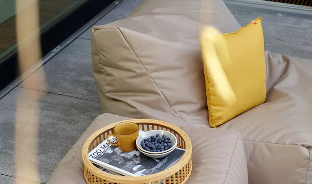 Puff made of weather-resistant materials can be used outdoors