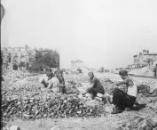 Miasto na celowniku — WARSZAWA