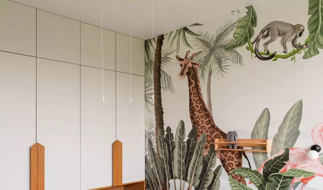 The private part includes children's rooms and bathrooms, among others