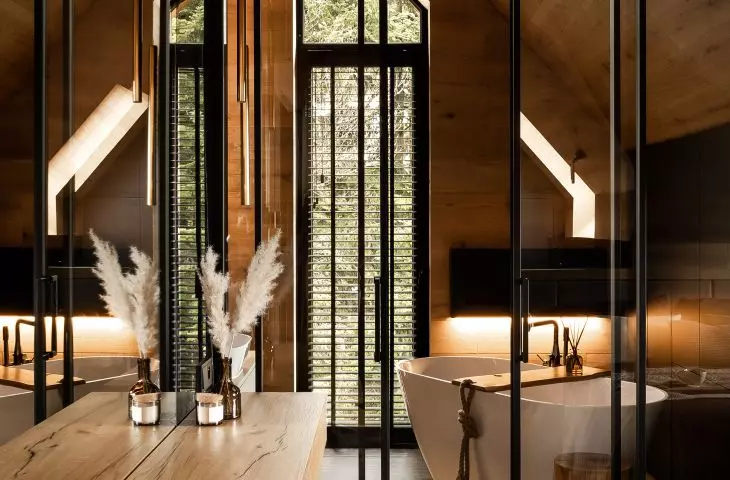 in the implementation category, the first place was awarded to the design office DWAconcept Dagmara Soból-Drabczyk and Wojciech Drabczyk for the unique design of the bathroom in Koscielisko.