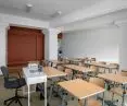 wyzwaniem dla projektantów było to, że przestrzeń miała nieregularny charakter 