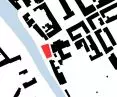 Skwer znajduje się przy Kanale Młynówka w Opolu