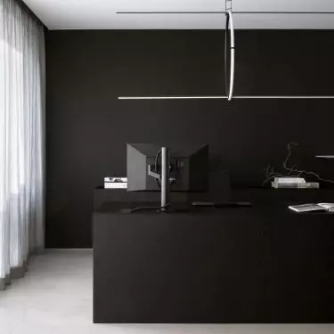 The arrangement is based on black