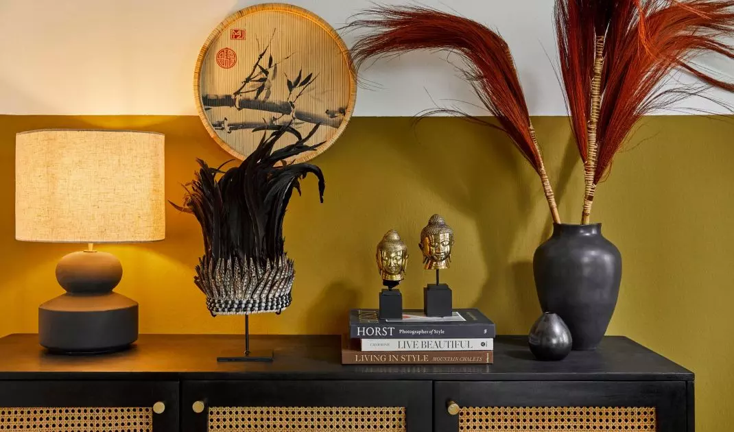 Meble z drewna i rattanu to idealny wybór do wnętrza w stylu Modern Oriental