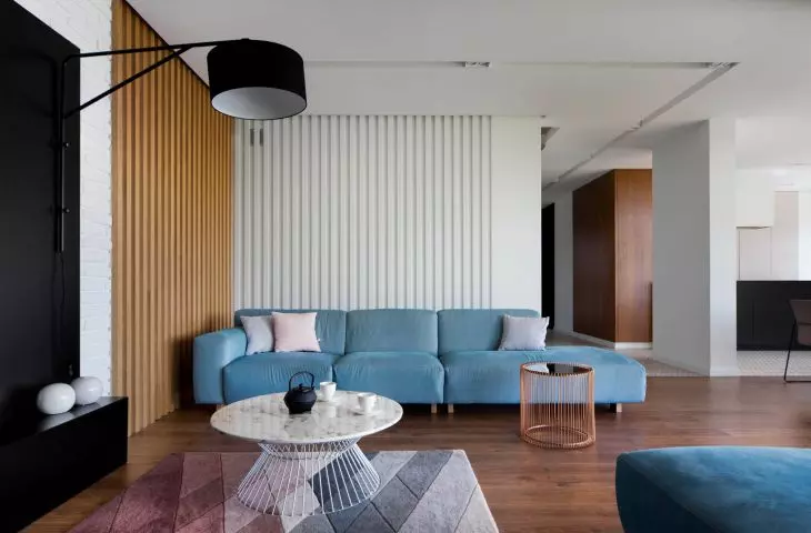A house with a pattern