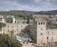 The monastery is located in the village of Pelayos de la Presa